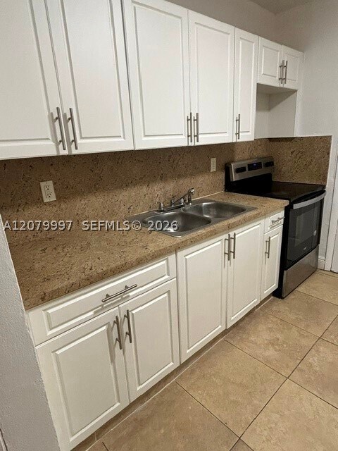 Foto del edificio - 4982 NW 16th Ave