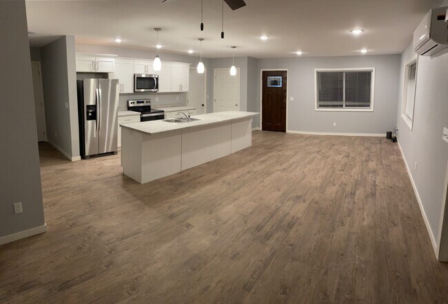 Foto del edificio - 23033 County 9