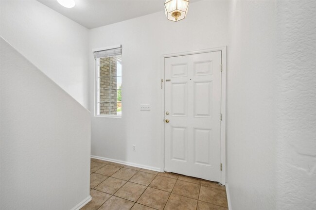 Foto del edificio - Like New 4br/2.5ba near I-25 & Lincoln Ave