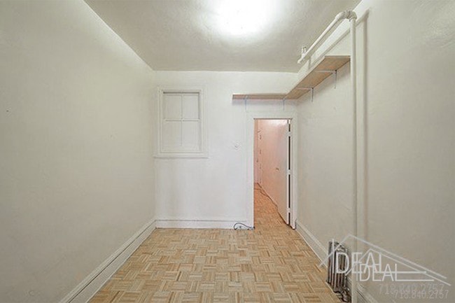 Foto del edificio - 260 12th Street #R3R