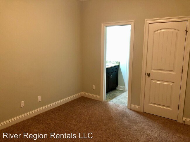 Building Photo - 3 br, 2 bath House - 1428 Priarie Oak Drive