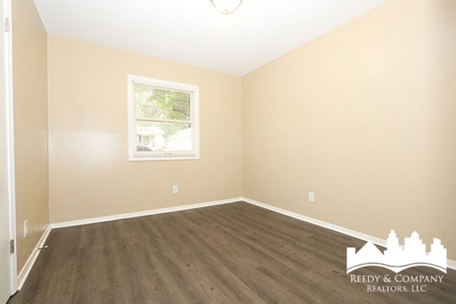 Building Photo - 3704 Irma St