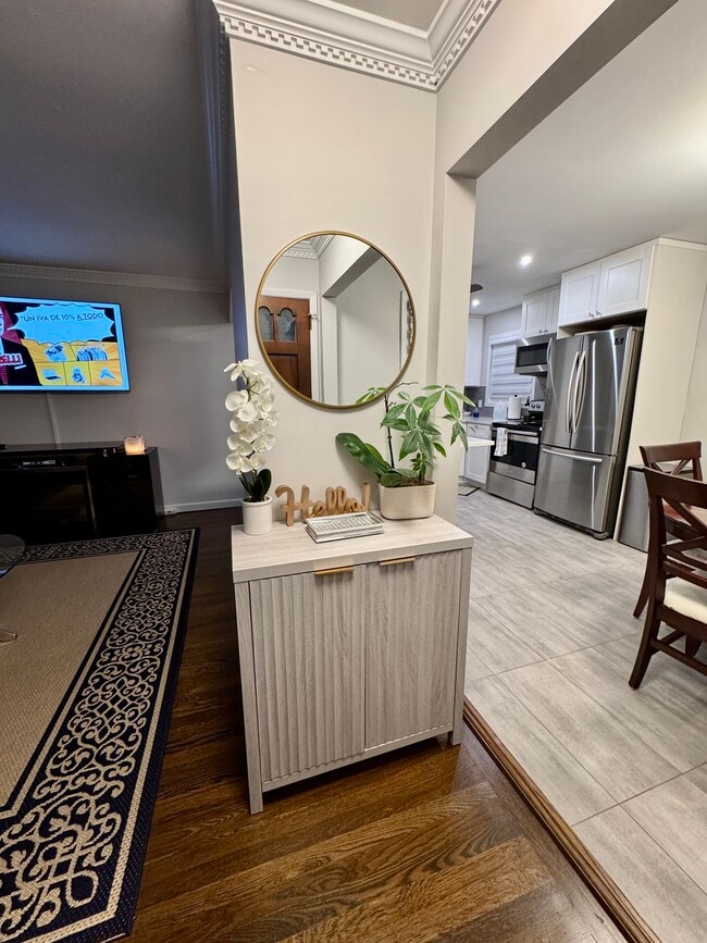 Building Photo - 80 Hickory Rd