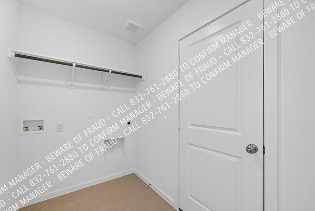 Foto del edificio - 6433 Middlebury Dr