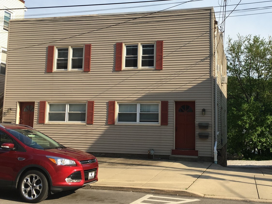 Unit is top right - 225 E Hector St