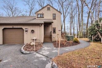 Building Photo - 7 Cottonwood Dr