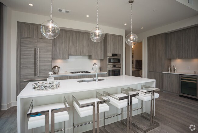 2HAB, 3BA - 1,996 ft² - The Sutton