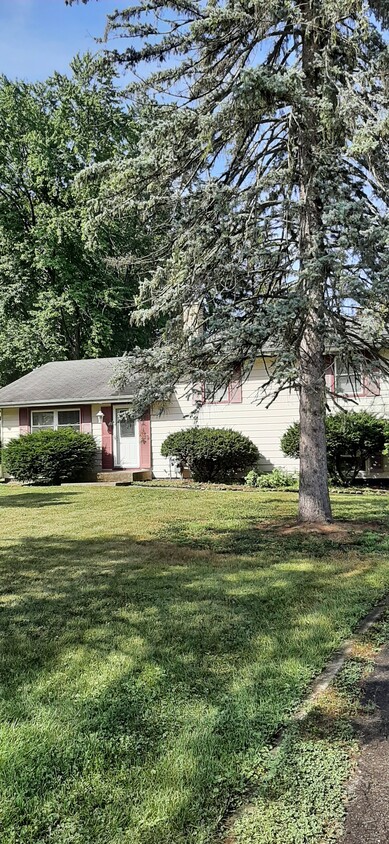 Foto principal - 7S416-S416 Plainfield-Naperville Rd