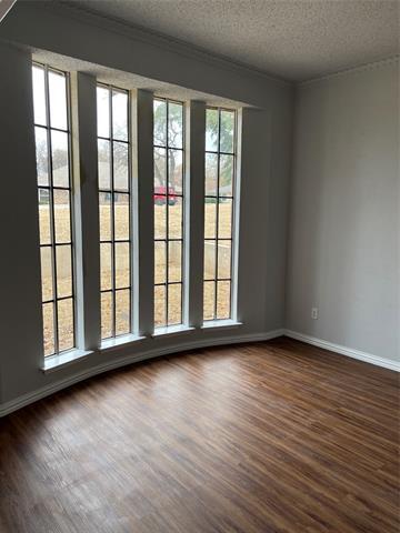 Foto del edificio - 406 Rockgate Ct