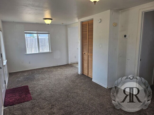 Foto del edificio - 2 Bedroom 1 Bathroom Home