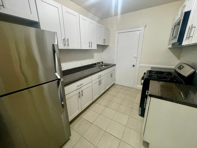 Photo - 133 Washington St Apartment