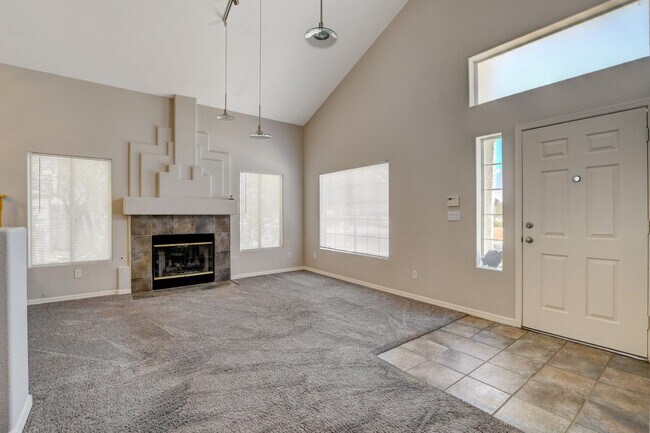 Building Photo - Beautiful 4 Bedroom, 2 Story Home in Corne...