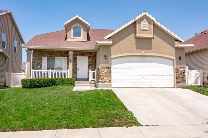 Primary Photo - Beautiful Single Family Home for Rent in S...