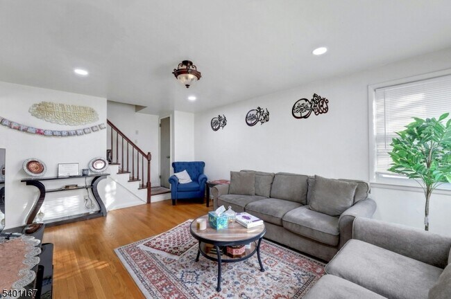 Foto del edificio - 188 Luddington Ave