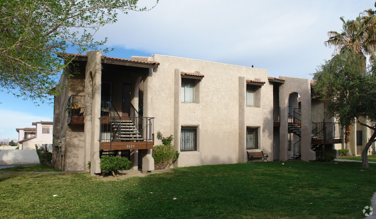 Foto principal - 3629 Van Dyke Ave