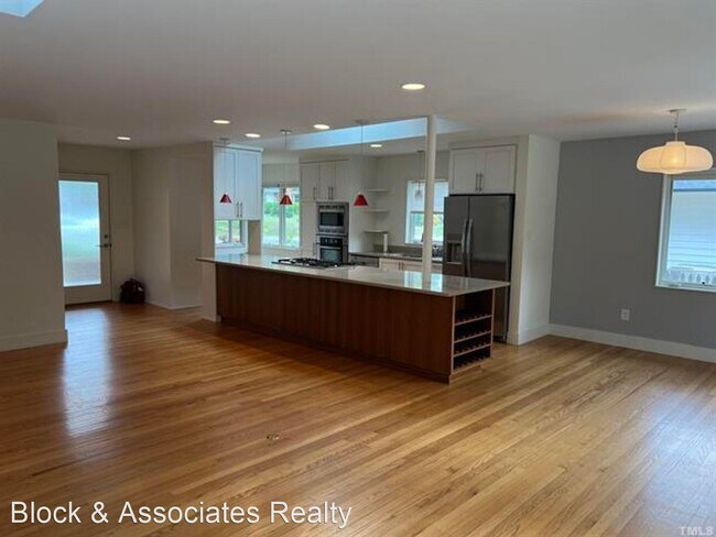 Building Photo - 3 br, 2 bath House - 626 Smedes Place