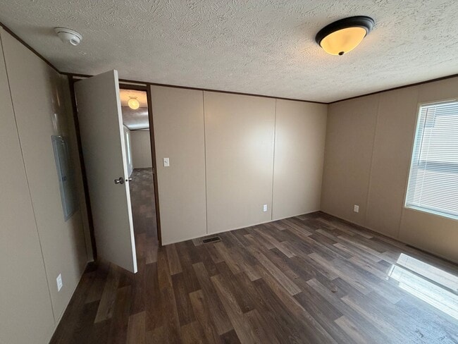Building Photo - 20 Tylers Cookie Ln