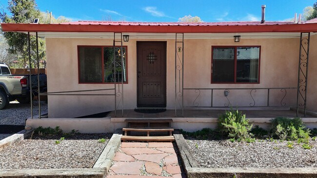 Foto del edificio - 127 Oakley Ln