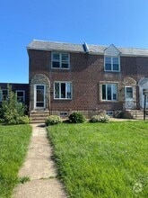 Building Photo - 398 Westmont Dr