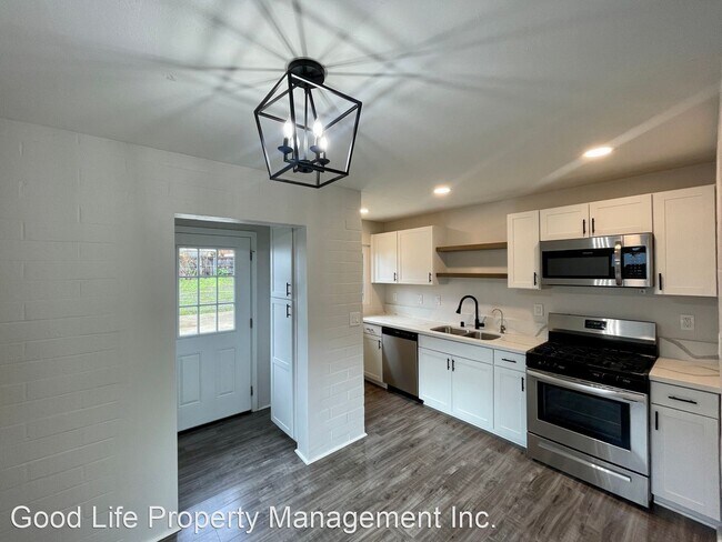 Foto del edificio - 2 br, 1 bath House - 921 S Juniper St