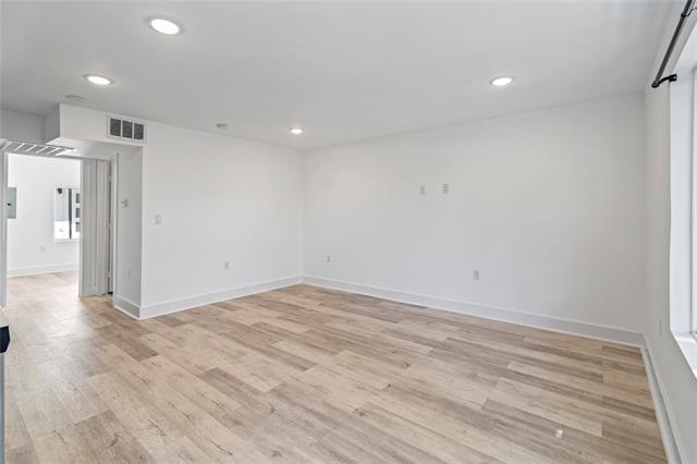Building Photo - 4414 N Carroll Ave