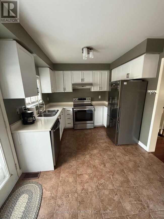 Building Photo - 1596 Fieldgate Dr