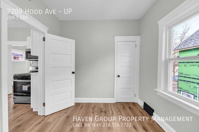 Building Photo - 2209 Hood Ave