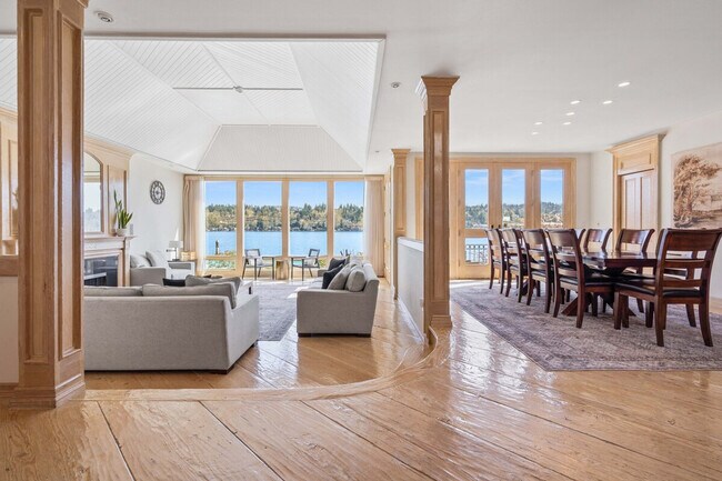 Foto del edificio - 6408 E Mercer Way