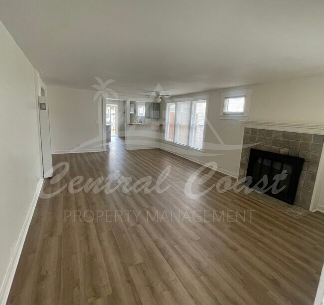 Building Photo - 505 E Orange St