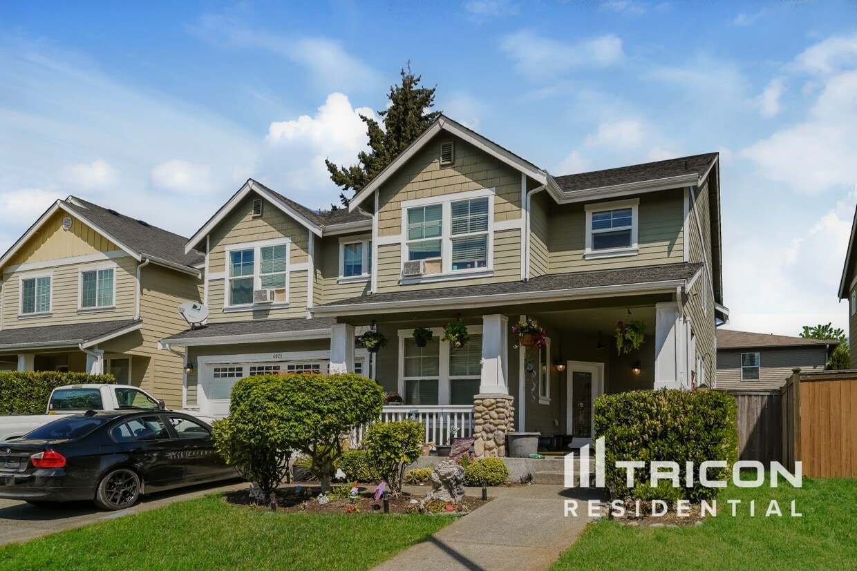 Foto principal - 4621 204th St Ct E