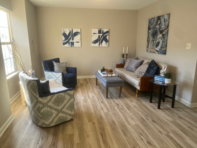 Building Photo - 138 Georgetown Sq