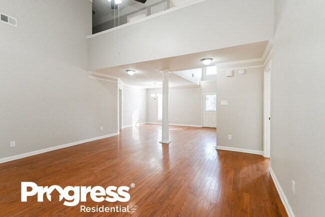 Building Photo - 313 Bradford Trail
