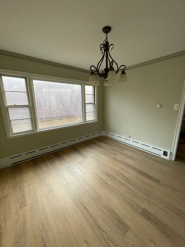 Foto del edificio - 3155 N 52nd St