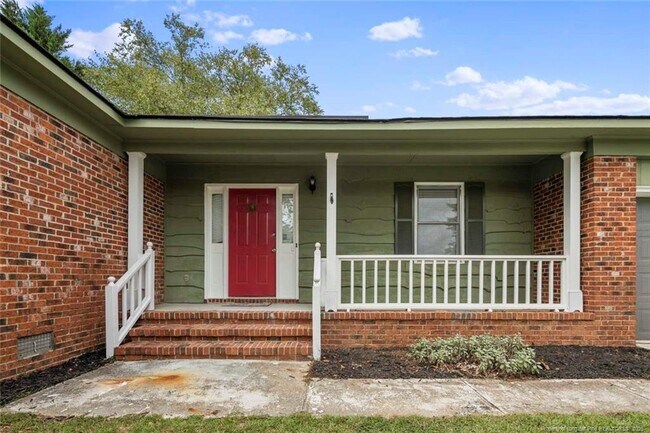 Foto del edificio - 5812 Rivercroft Rd