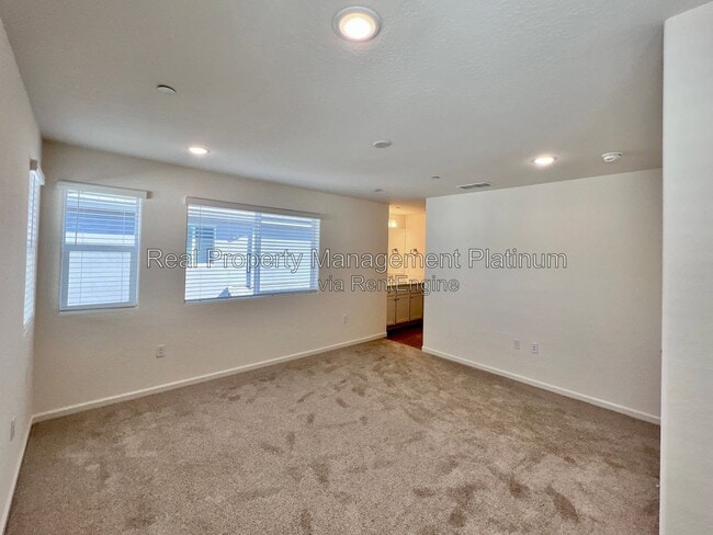 Building Photo - 1491 Vintage Ln