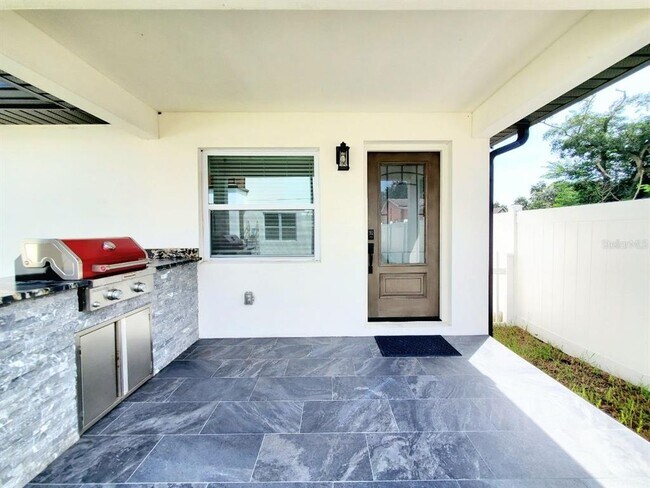 Foto del edificio - 922 W Knollwood St