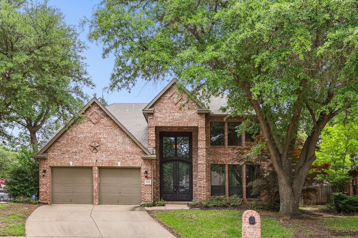 Primary Photo - 2712 Compton Ct