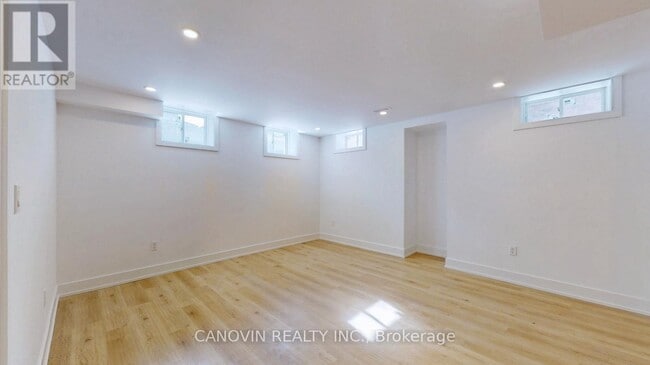 Building Photo - 19 Faimira Ave