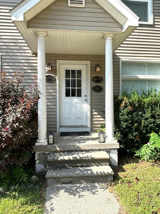 Foto del edificio - 99 Clinton St