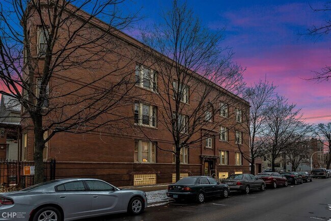 Building Photo - 3274 W Altgeld St