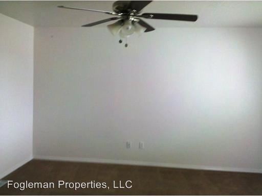 Building Photo - 1227 NW Nina Ct