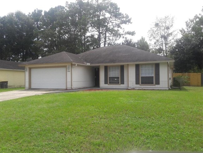 Building Photo - 3 bedroom in Jacksonville FL 32210