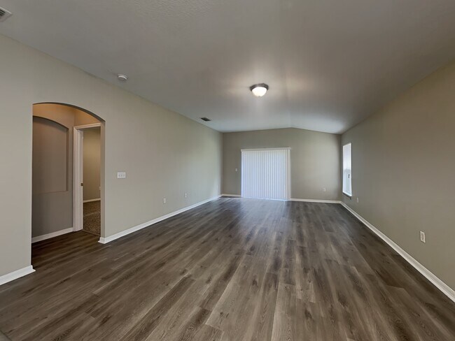 Building Photo - 5316 Braddock Dr