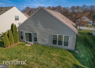 Building Photo - 2 br, 2 bath House - 233 Galleon Dr