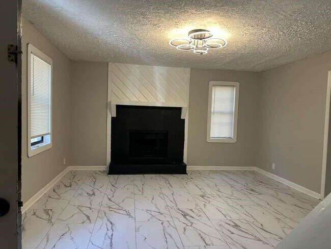 Foto del edificio - Renovated 3 Bedroom, 1.5 Bath Townhome for Rent in Lilburn