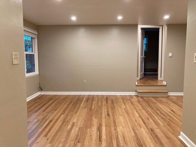 Foto del edificio - 332 N 133rd St