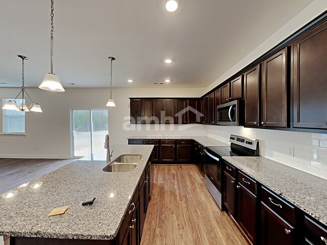 Foto del edificio - 4860 Chutney Dr