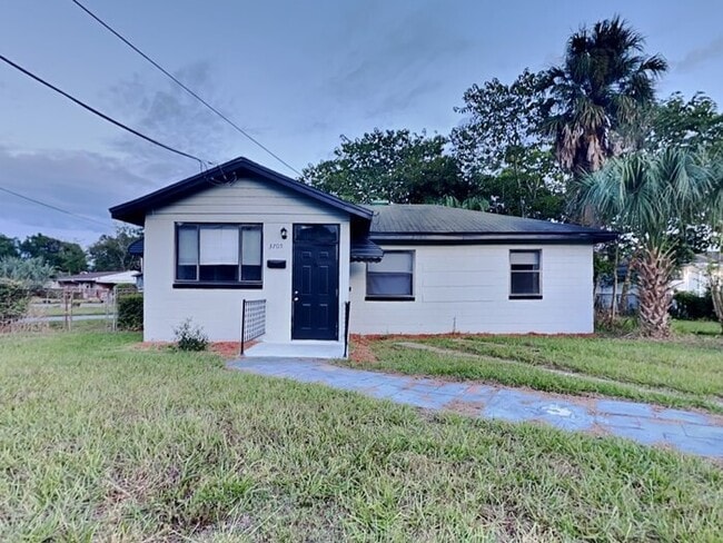 Building Photo - 3705 Freeman Rd