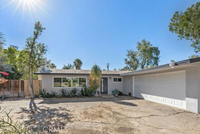 Foto del edificio - 44575 Deep Canyon Rd