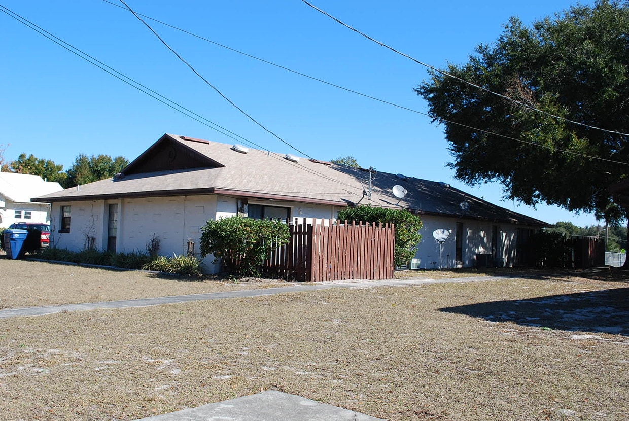 Building Photo - 790 N Sinclair Ave